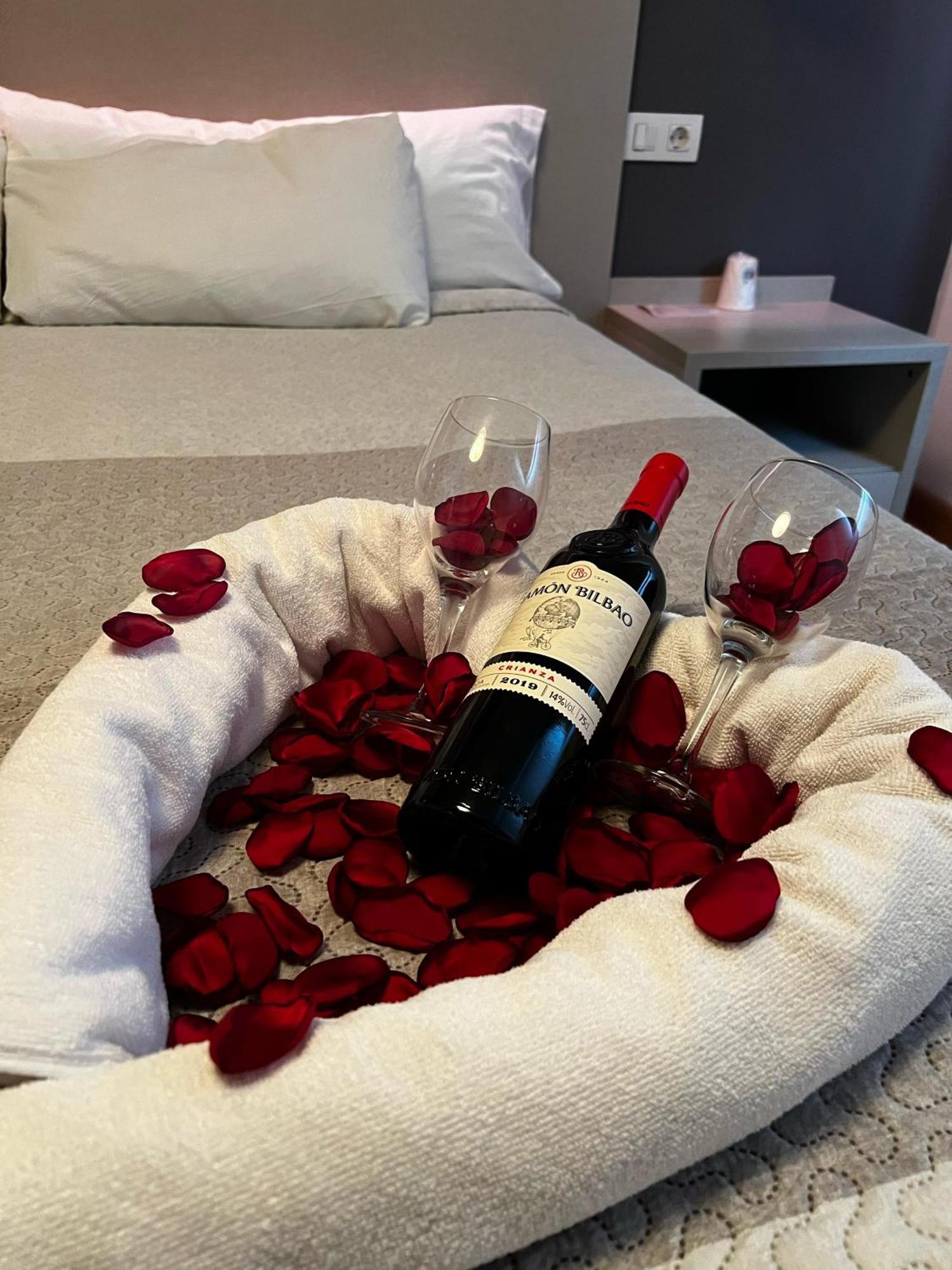 Hello Villarreal Suites Vila-real エクステリア 写真